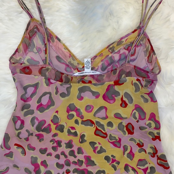 Feisty & Feminine Silk Top | Diane Von Furstenberg - Picture 3 of 7